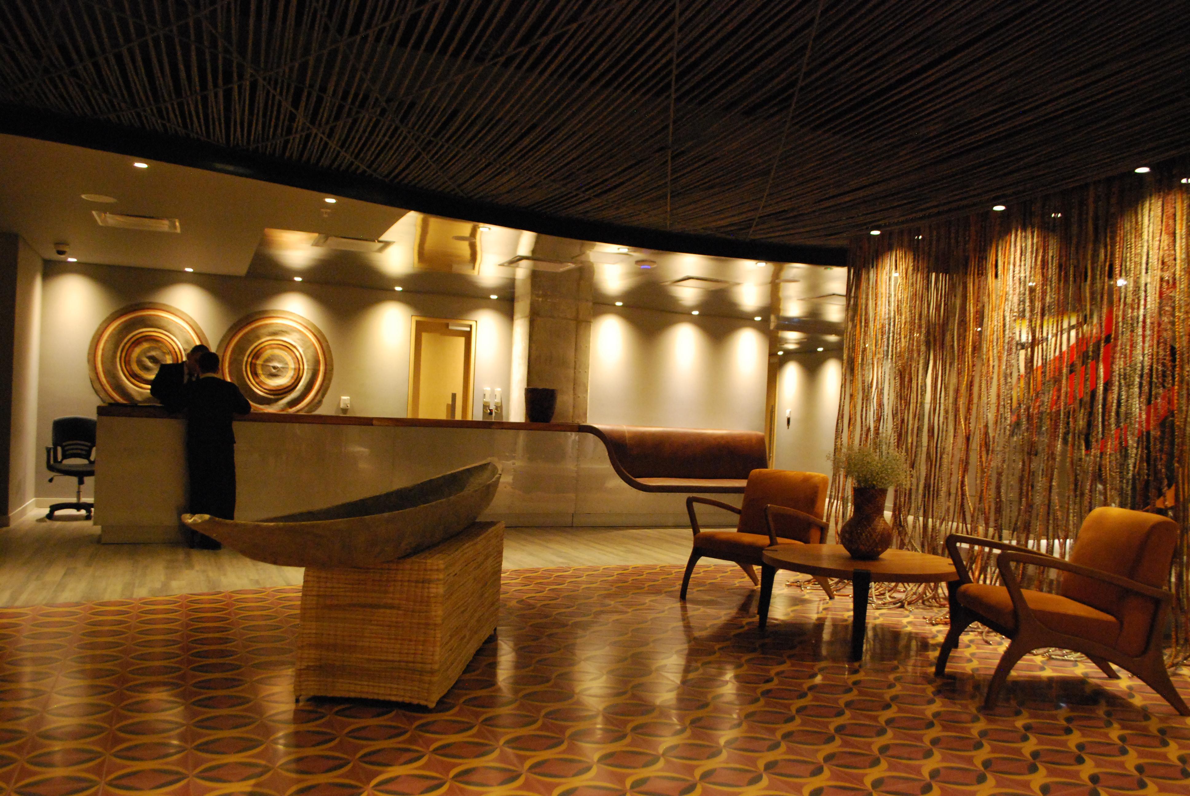 Movich Buro 51 Hotell Barranquilla  Eksteriør bilde The interior of the lounge